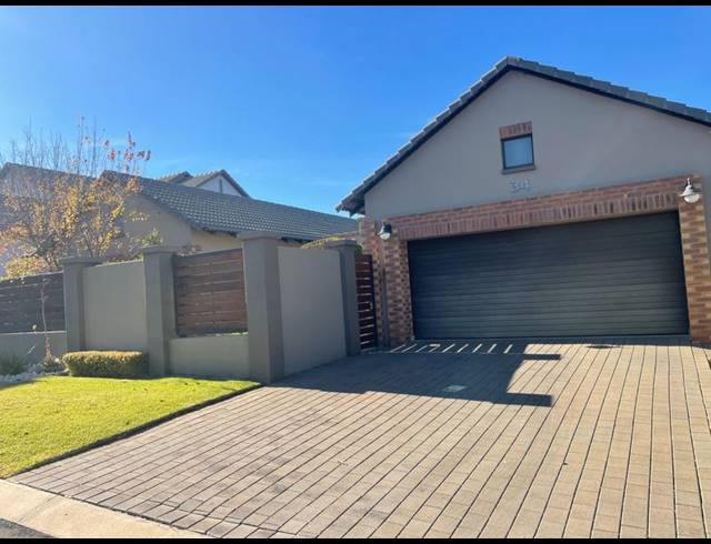 3 BEDROOM PROPERTY TO RENT IN MIDSTREAM RIDGE